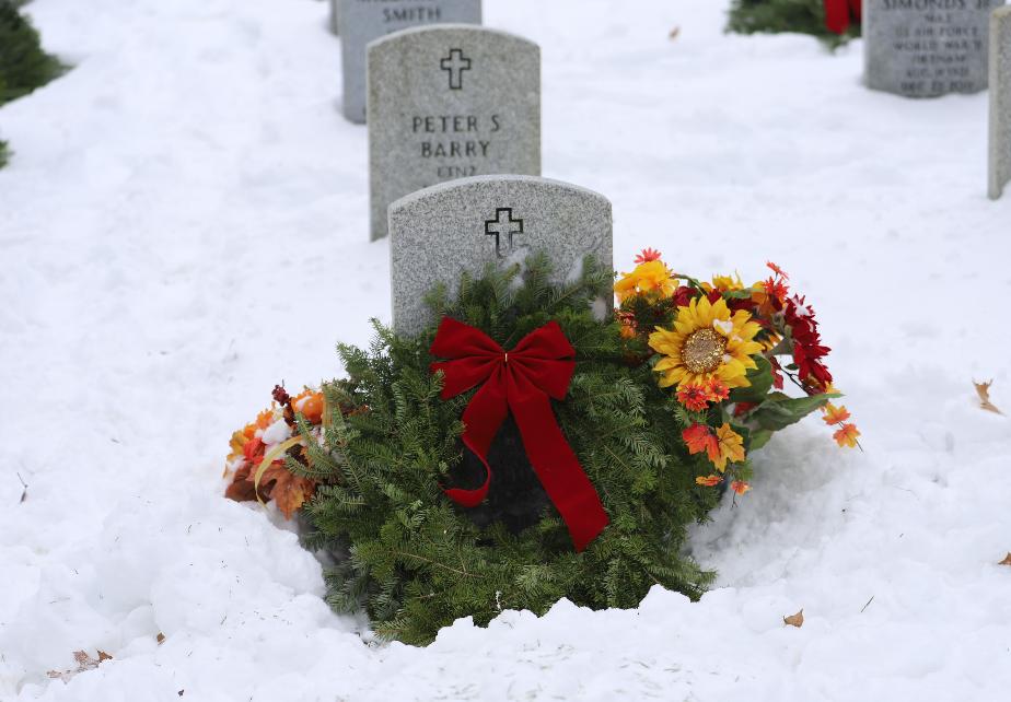Wreaths for Boscawen 2025 New Hampshire State Veterans Cemetery